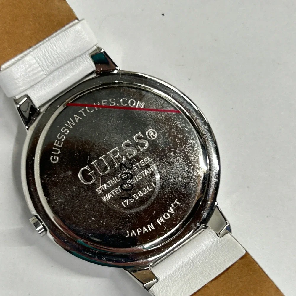 GUESS Paisley Dial Crystal Bezel Watch One Size White Leather Strap Boho Y2K